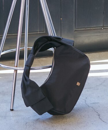 ビッグリボンハンドルバッグ