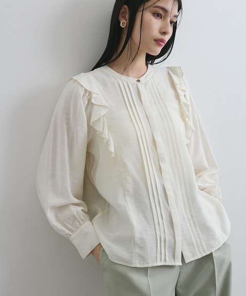 【洗える】フロントピンタックフリルブラウス