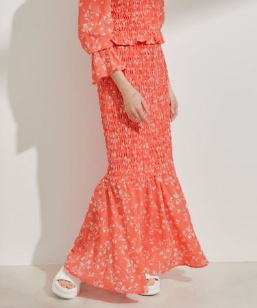 花柄シャーリングロングスカート