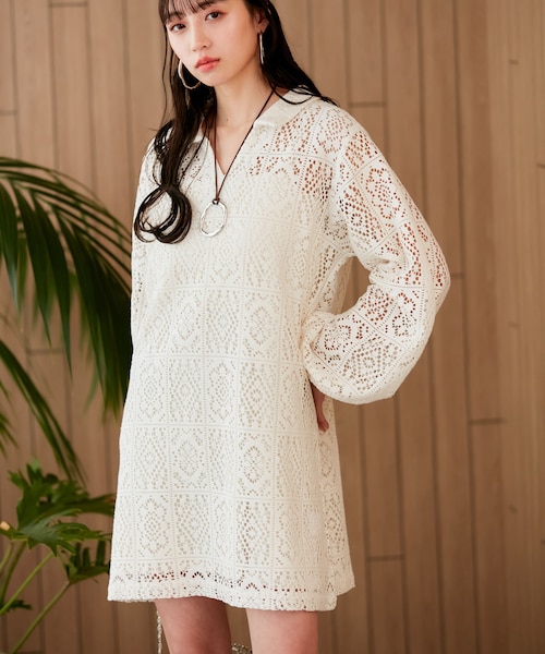 【極美品♡4.9万】グレースコンチネンタル　ドットプリントフラワー刺繍ワンピース グレースコンチネンタルGRACE CONTINENTALドットフロッキー刺繍