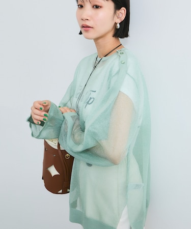 ショルダーラインツヤシアーニットプルオーバー