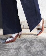 スリングバックビットパンプス
