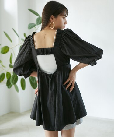 パフスリーブナイロンチュニックブラウス