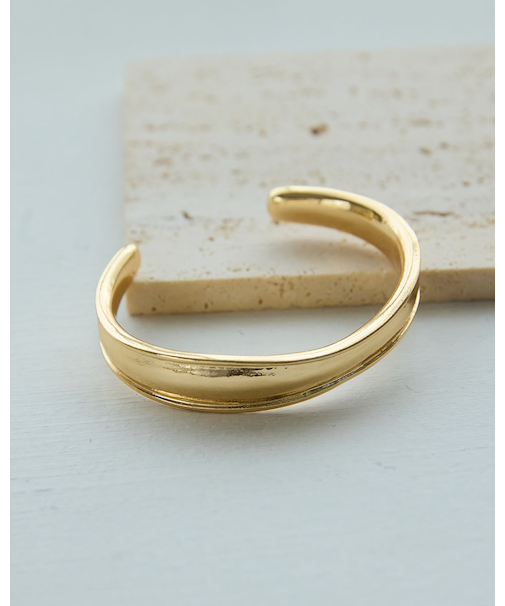 ニュアンスメタルバングル