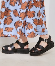 【軽量】ボリュームソールソフトグルカサンダル