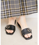 メタルバックルフラットサンダル