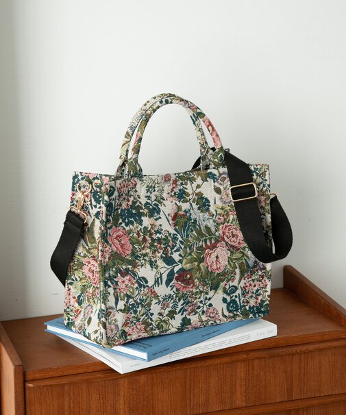 【新色追加】【A4対応】2WAYジャングル柄トートバッグ