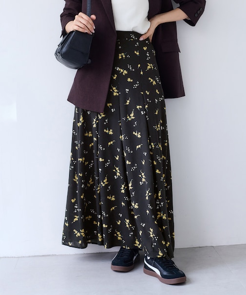 【WEB限定】アソート柄セミフレアロングスカート