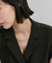 Uメタルラインネックレス