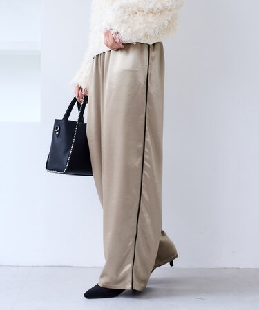 【WEB/一部店舗限定】配色サイドラインサテンイージーパンツ