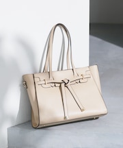 【新色追加】【A4収納】フラップタイトートバッグ