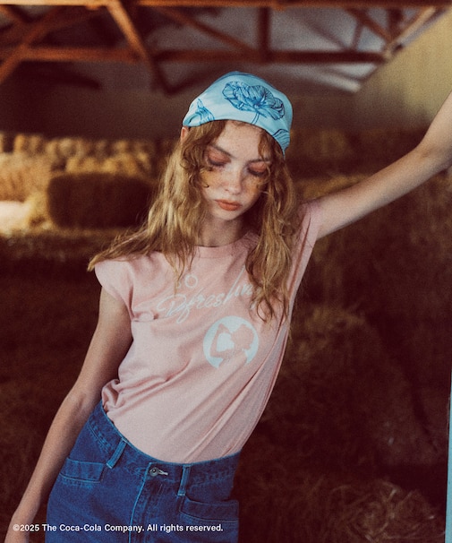 【Coca-Cola】VIS別注ロゴプリントフレンチTシャツ