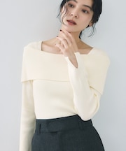 オフショルダーモチモチリブニット