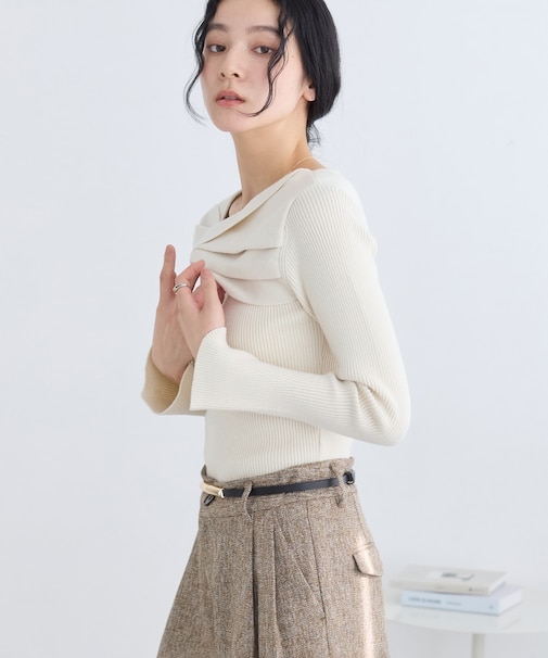 アシメねじれデザインリブニット