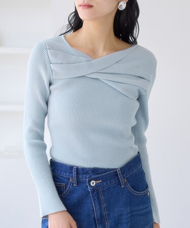 アシメねじれデザインリブニット