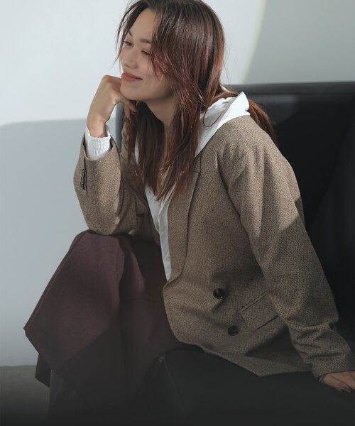 未使用日本製SEEALL ベージュ テーラードジャケット 未使用日本製SEEALL ベージュ テーラードジャケット She's