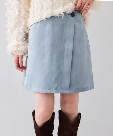 釦ポイントスエードライクミニスカート