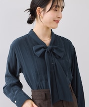 ランダムピンタックボウタイブラウス