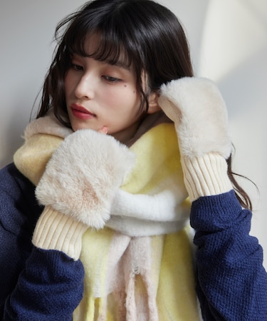 フィンガーレスファーアームウォーマー