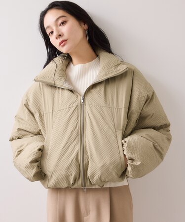 【WEB限定】軽くてあたたかいパディングショートボリュームダウンブルゾン