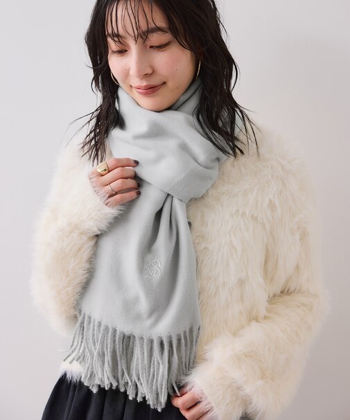 なめらかタッチ刺繍入りストール