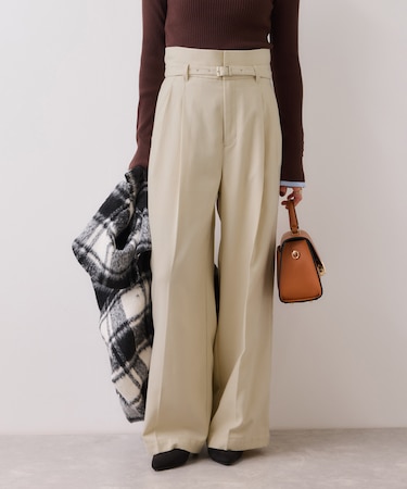 起毛ウールライク版ベルトディテールタックワイドパンツ