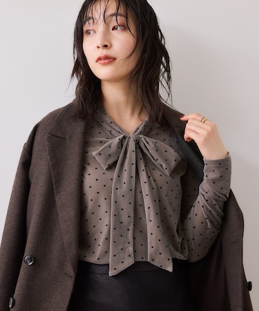 ベロアボウタイドットカットソー