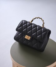 チェーンハンドルキルティングショルダーバッグ/2WAY・一部WEB限定カラー