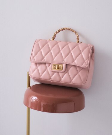 チェーンハンドルキルティングショルダーバッグ/2WAY・一部WEB限定カラー