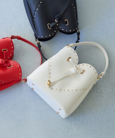 ラインストーン＆スタッズハートカットバッグ