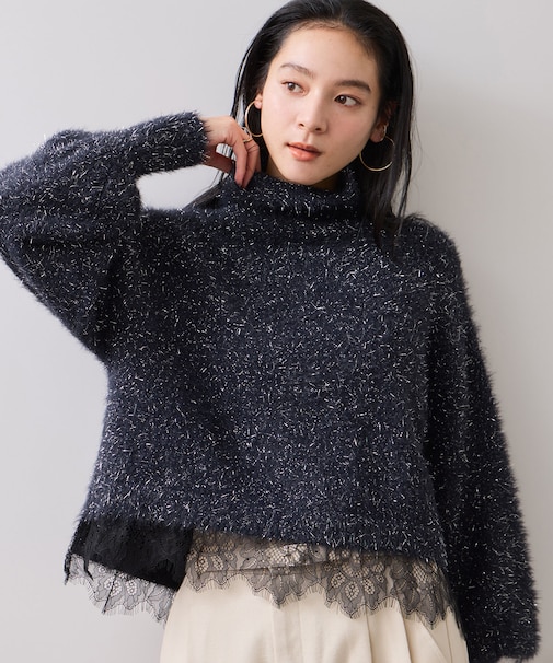 ラメフェザー裾レースハイネックニット