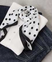ドット柄スカーフ 70×70cm