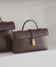 ひねり金具ワンハンドルミニショルダーバッグ/2WAY、WEB限定カラーあり