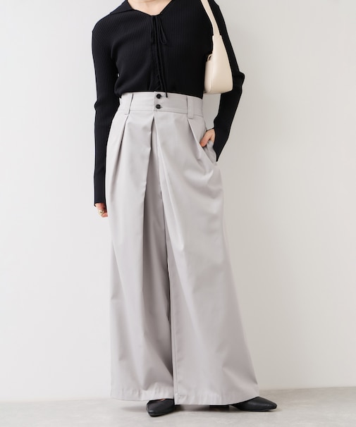 フロントタックデザインワイドパンツ