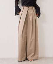 フロントタックデザインワイドパンツ