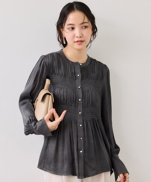 エアリーサテンシャーリングブラウス/イージーケア