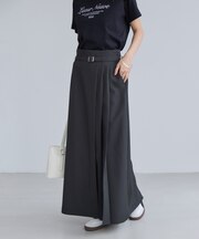 アシンメトリープリーツスカート