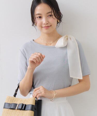 肩リボンTシャツ