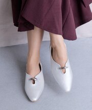 メタルバブーシュパンプス