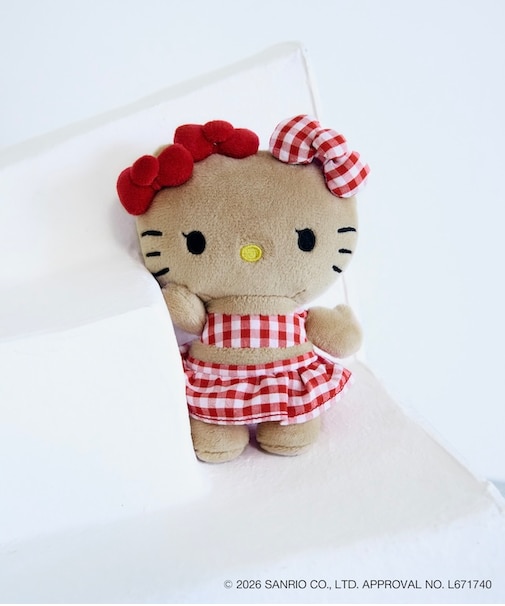 【HELLO KITTY×VIS】日焼けデザイン ハローキティぬいぐるみチャーム