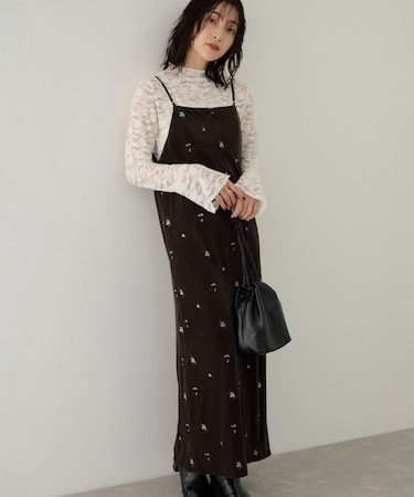 前後2WAYカラー刺繍ベロアキャミワンピース