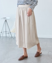 切り替えギャザーフレアスカート