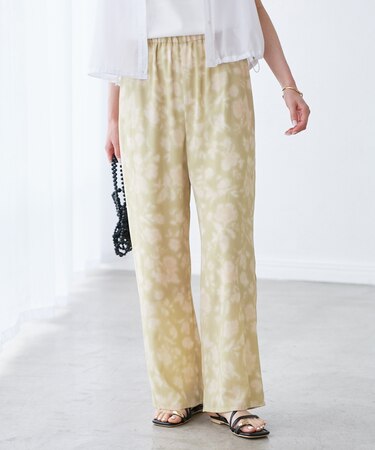 フローラルプリントイージーパンツ