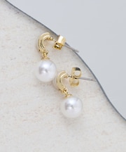 シェルカラーパーツ×パールピアス