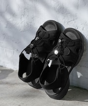 アジャスタースピンドルスニーカーサンダル/リンクコーデ