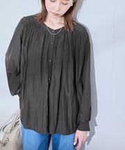 割繊ギャザーブラウス