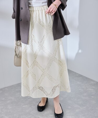 ダイアゴナルレーシースカート