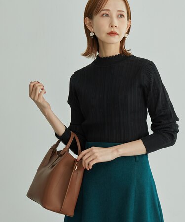 スカラネックリブニットプルオーバー