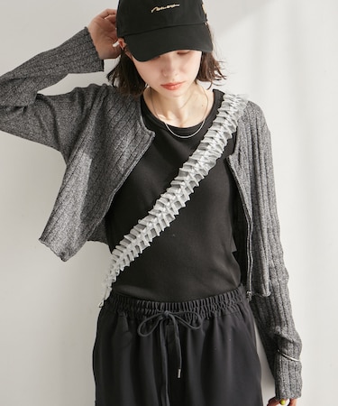 フロントジップショート丈メランジニットプルオーバー