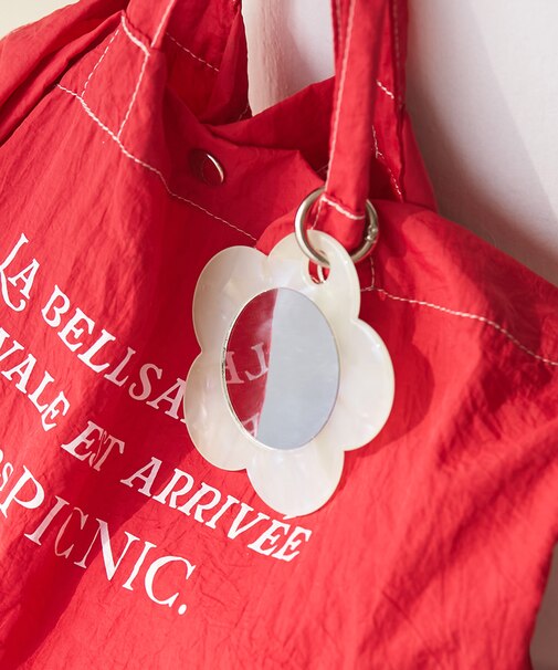 フラワーミラーキーホルダー